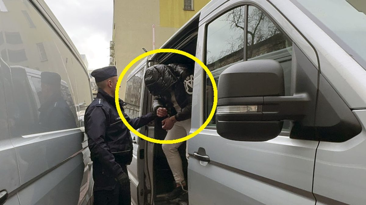 Dziwne zachowanie Łukasza Żaka. Psycholog komentuje  