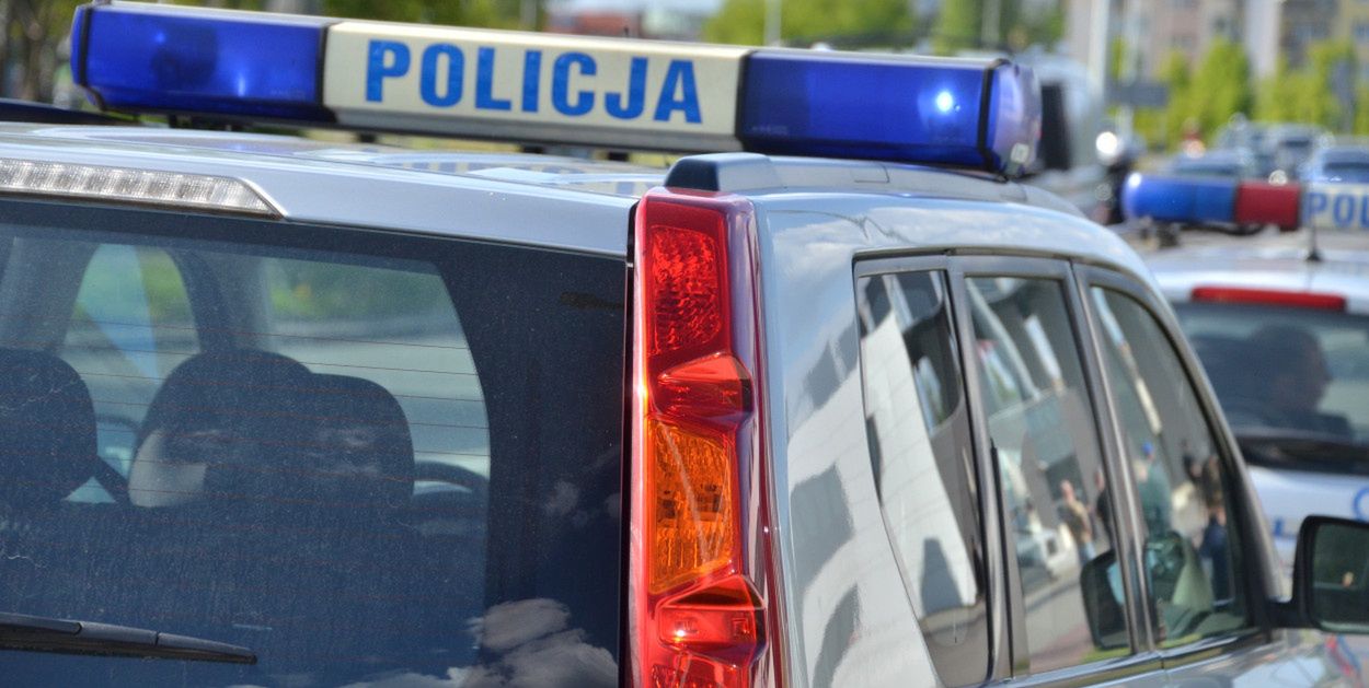 Włocławek: Huk o świcie. Pijany 24-latek w BMW urządził pobudkę