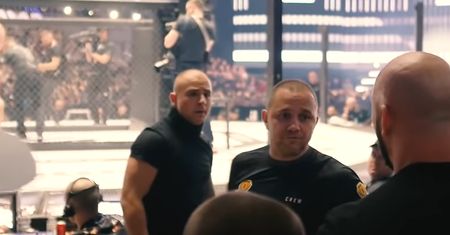 Ostra reakcja aktora z "Lombardu". Nagle ruszył w stronę kibica