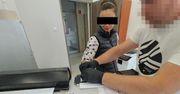Pijana Ukrainka zaatakowała policjantów i demolowała radiowóz. Wcześniej blokowała ruch na ulicy