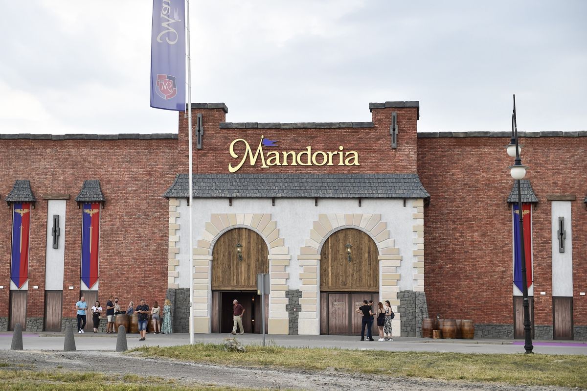 Mandoria - неймовірний, тематичний парк розваг у Польщі

