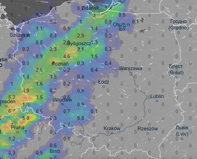 W piątek deszcz i burze