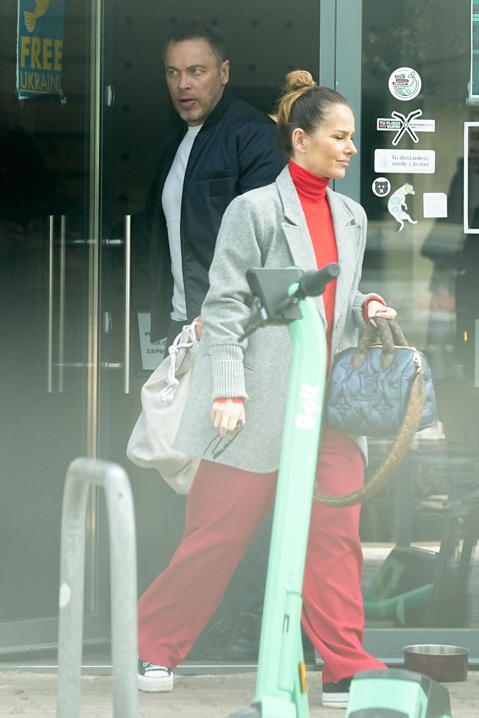 Paparazzi "przyłapali" Paulinę Sykut-Jeżynę z mężem