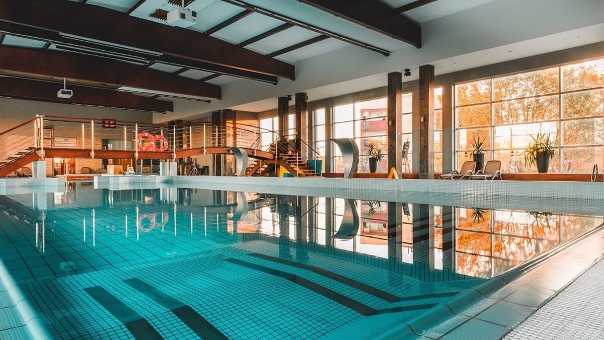 Basen w SPA Orkana