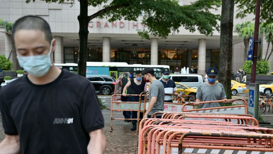 Temporary
Workers build a security zone outside a local hotel in Taipei on August 3, 2022, where US House Speaker Nancy Pelosi might be staying. (Photo by Sam Yeh / AFP)
SAM YEH