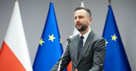 Nagła zmiana decyzji. MON wycofuje się ze szkoleń dot. gender