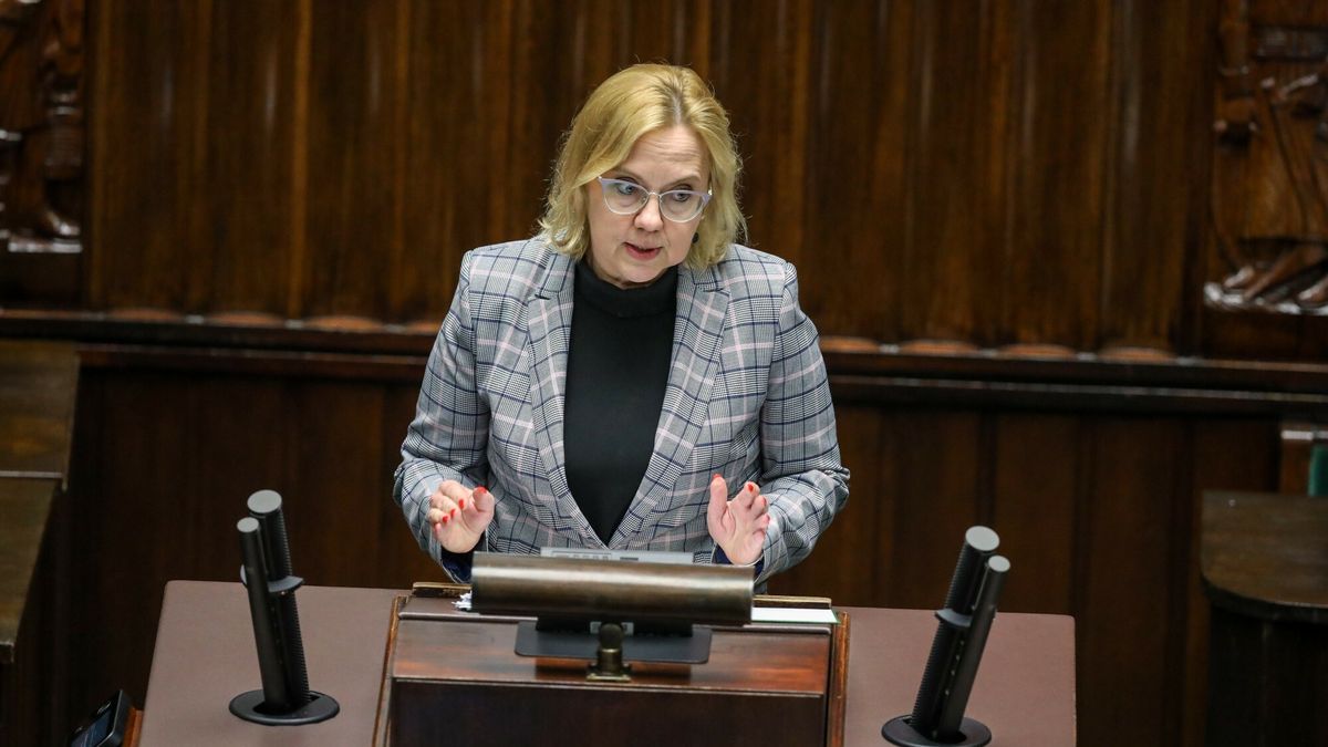 53. posiedzenie Sejmu IX kadencji
27.04.2022 Warszawa 53. posiedzenie Sejmu IX kadencji   fot. Tomasz Jastrzebowski/REPORTER
n/z: Anna Moskwa
Tomasz Jastrzebowski/REPORTER