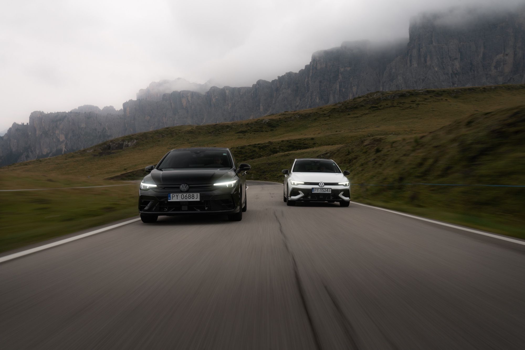 Gran turismo: Volkswagen Golf GTI Clubsport i R w Alpach