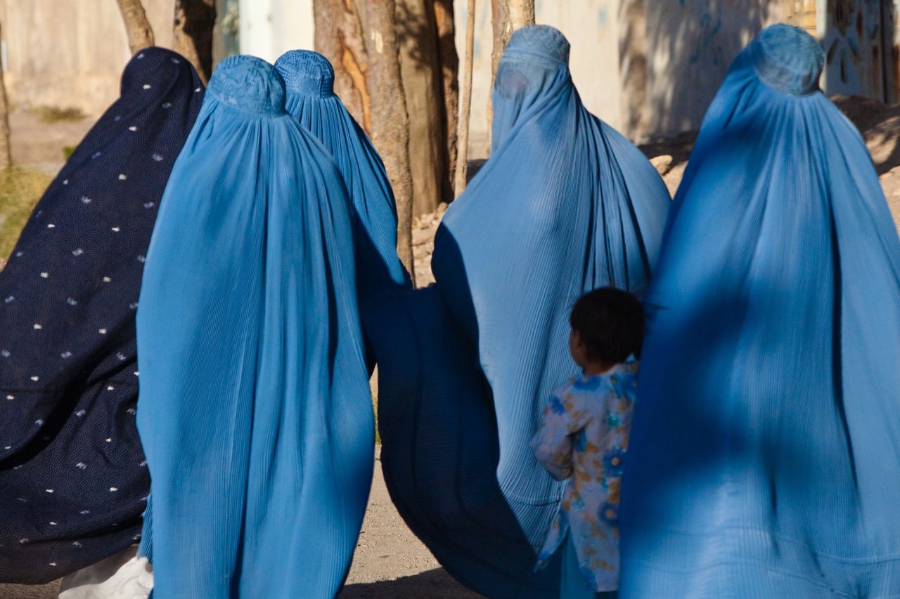 Taliban enforces face-covering for women in Afghanistan, UN condemns