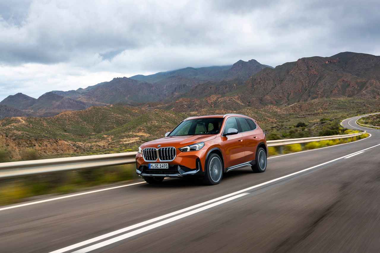 Nowe BMW X1 debiutuje z polskim akcentem. Nie zabrakło też elektrycznego iX1