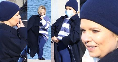 Marta Manowska nagrywa program na plaży i zaciąga się papierosem (ZDJĘCIA)