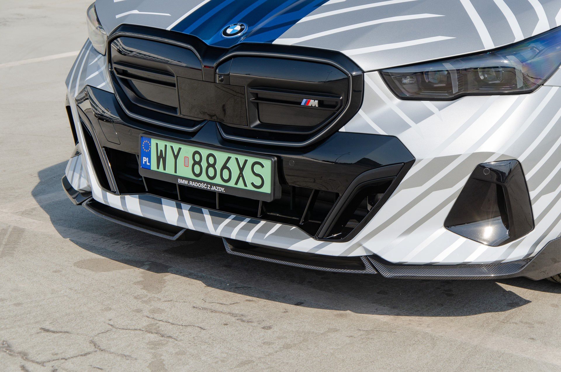 BMW i5 M60