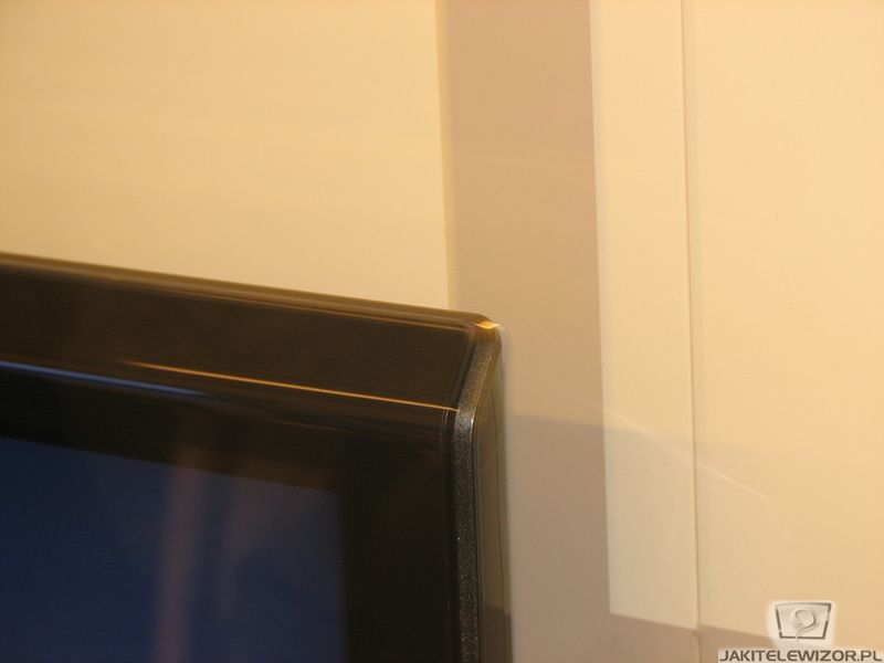 LG 42SL8000 - telewizor dobry, a przy tym stylowy 2