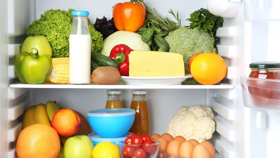 Lodówka pełna jedzenia