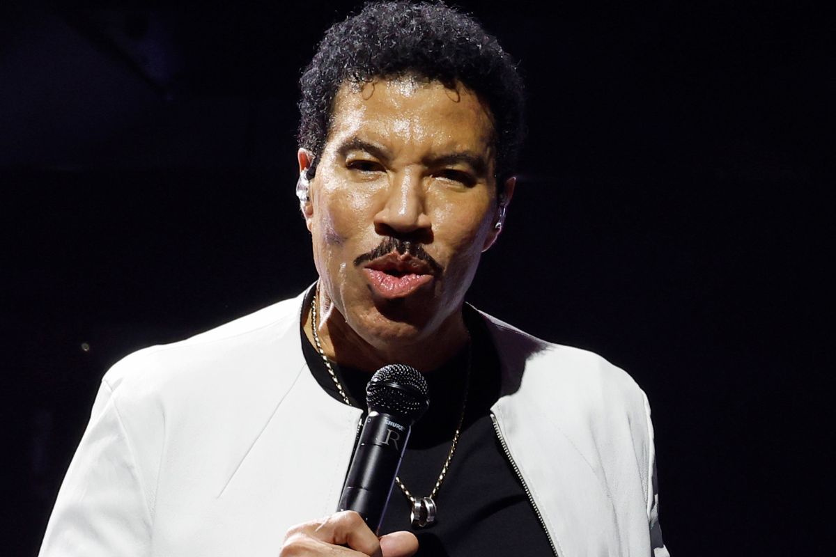 Lionel Richie źle się poczuł w trakcie koncertu. Musiał przerwać występ