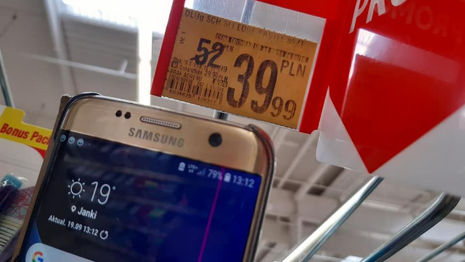 Zdjęcie ze sklepu Auchan w Jankach przesłane przez panią Kasię. Zakupy robiła 19 września, a promocja obowiązywała do 16 września.
