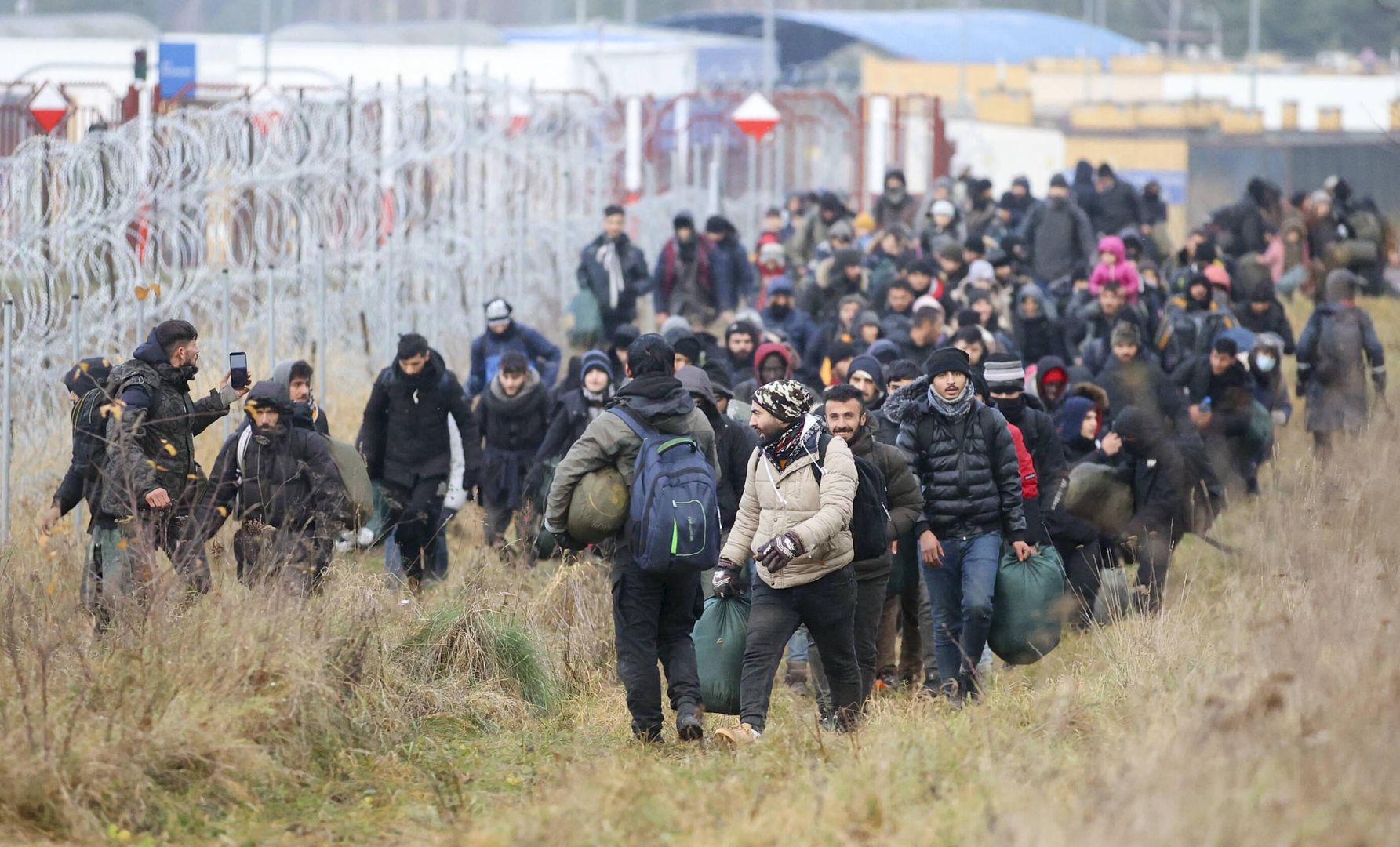 Masowy szturm migrantów na polską granicę? Niepokojące doniesienia