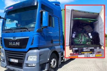 Kombajn w częściach. Nielegalny transport  zdemaskowany przez ITD