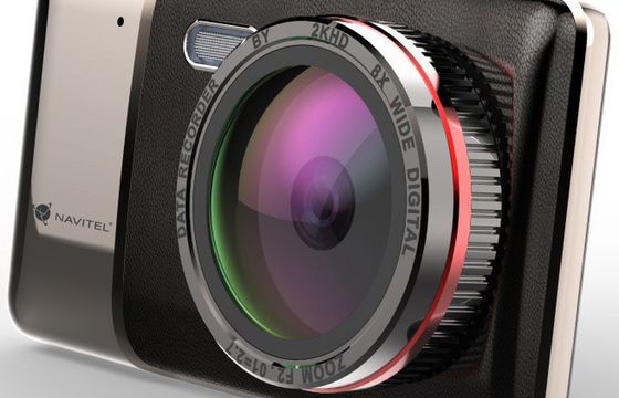 R800 Full HD - wideorejestrator Navitel za 449 zł