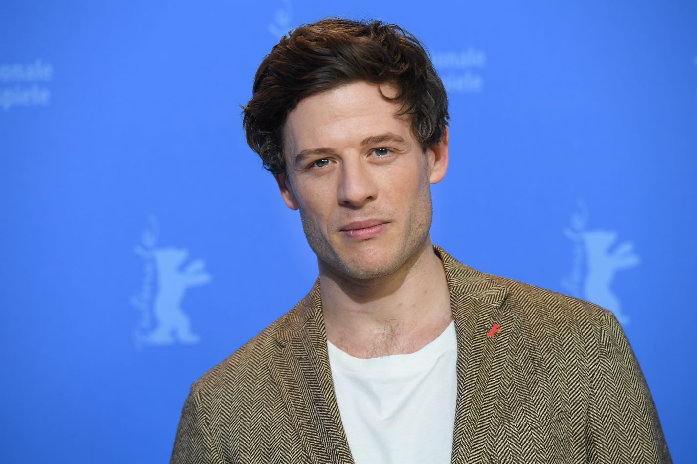 James Norton został sfotografowany nago na scenie