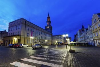 Pogoda w Opolu. Prognoza na niedzielę 7 grudnia. Umiarkowane chmury, miejscami mgły, bez opadów