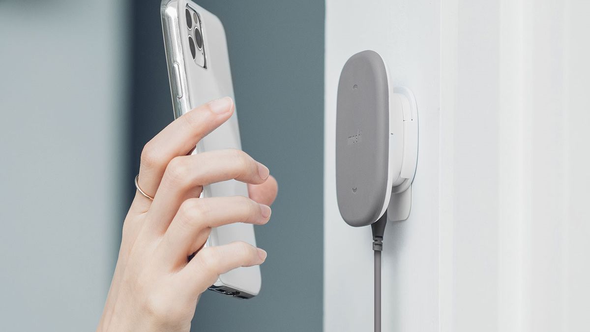 iPhone 12 i ładowanie indukcyjno... magnetyczne? Tego jeszcze nie było 1