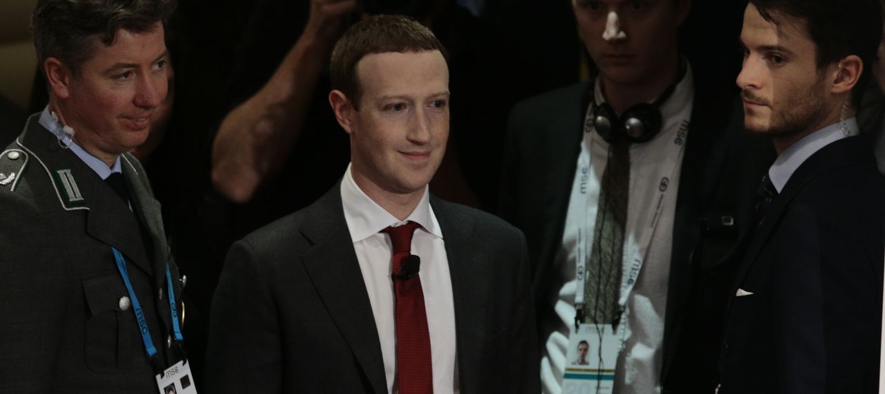 Facebook: dojdzie do rozbicia? Rząd domaga się sprzedaży WhatsAppa i Instagrama