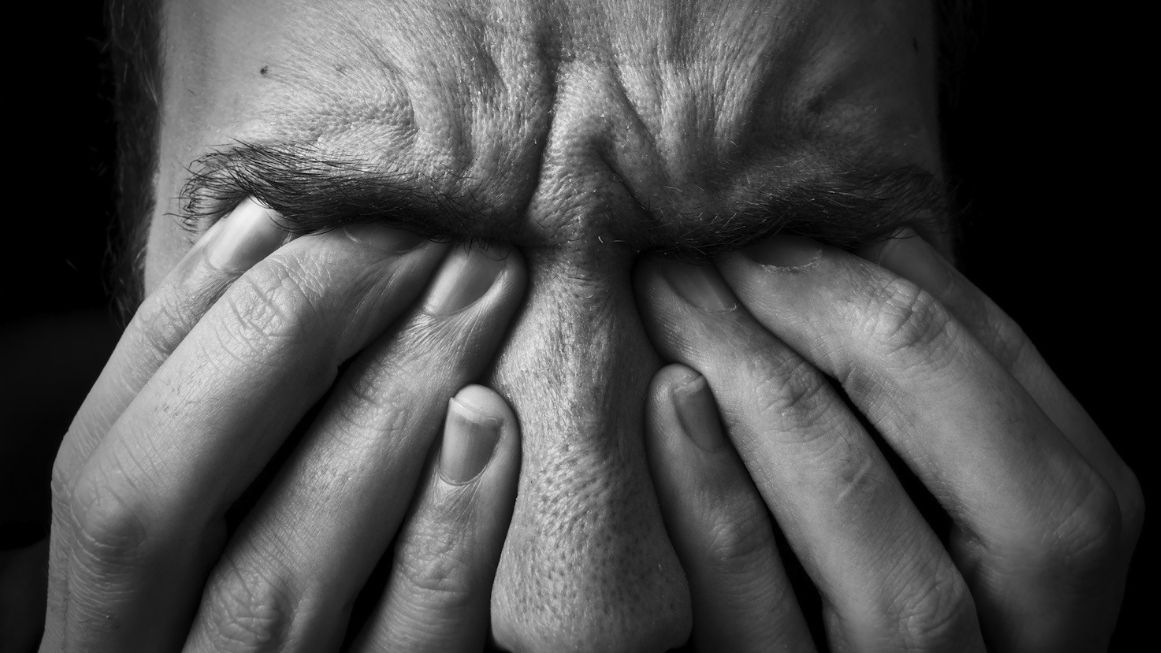 COVID-19 prowadzi do demencji?