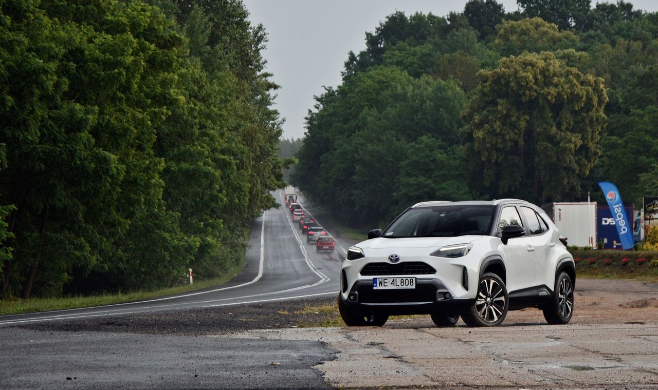 Pokonałem Toyotą Yaris Cross trasę Warszawa-Szczecin na dwa sposoby, by pokazać, ile można zaoszczędzić na bezpłatnych drogach