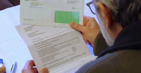 Waloryzację "zje" inflacja. Będzie druga? Pomoże emerytom bardziej niż czternastka