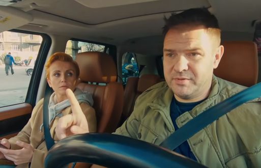 Tomasz Karolak wkręca Katarzynę Zielińską w reklamie burgerów Maestro