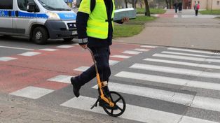 Świecie: 86-latka potrącona przez samochód na przejściu dla pieszych