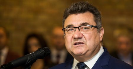 Wpłaty na kampanię europosła PiS Grzegorza Tobiszowskiego. Przelewy szły od szefów spółek skarbu państwa