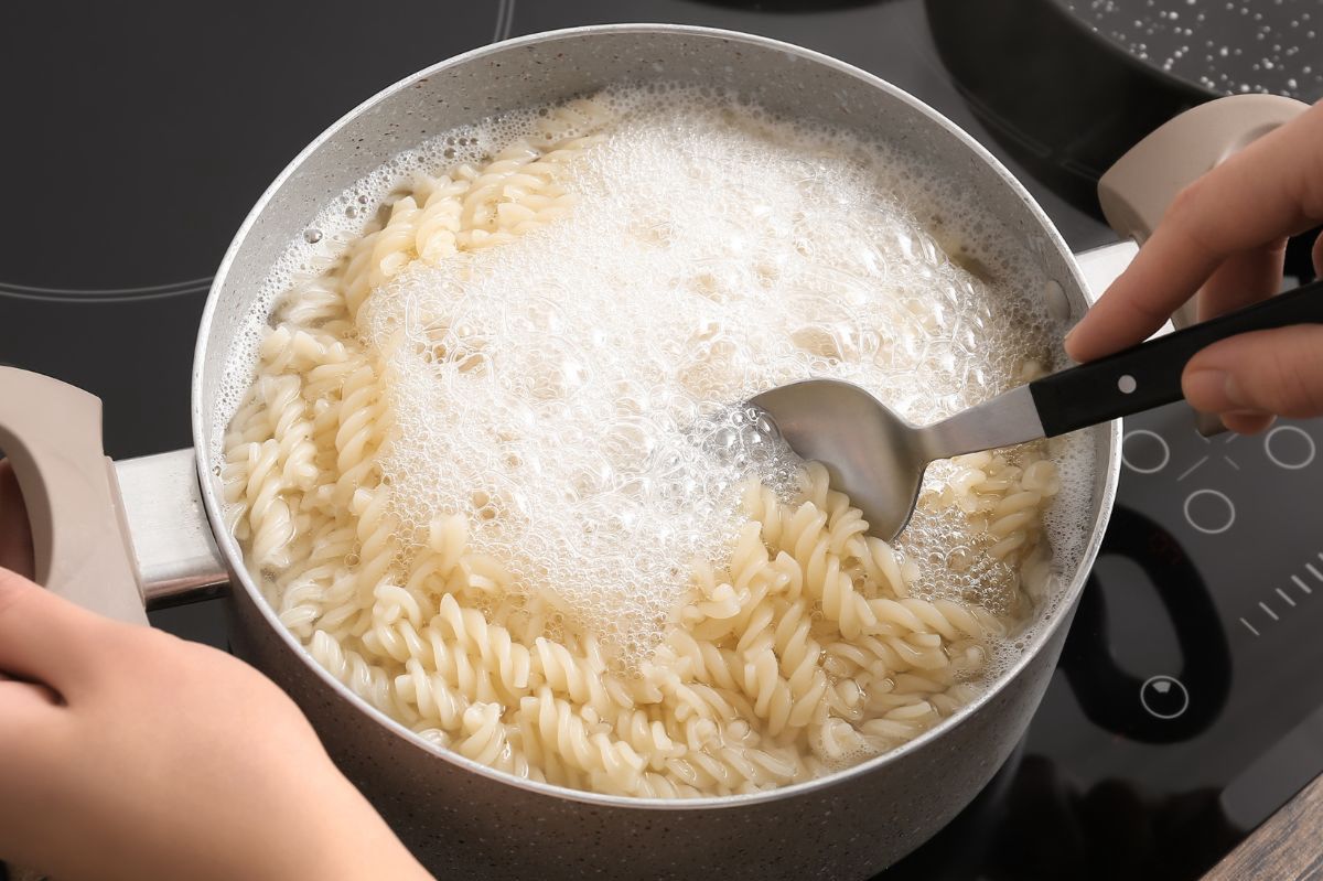 Pasta water's hidden potential: From kitchen to garden