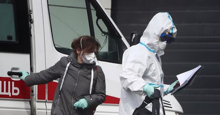 Koronawirus: Rosyjskie Ministerstwo Zdrowia zaleca chorym na COVID-19 lek na HIV