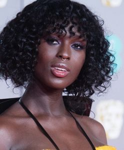 Jodie Turner-Smith w roli królowej. Są już pierwsze zdjęcia, a internauci są oburzeni