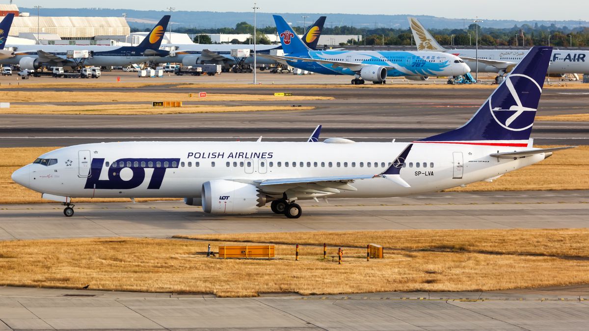 Boeing 737 MAX 8 w barwach Polskich Linii Lotniczych LOT