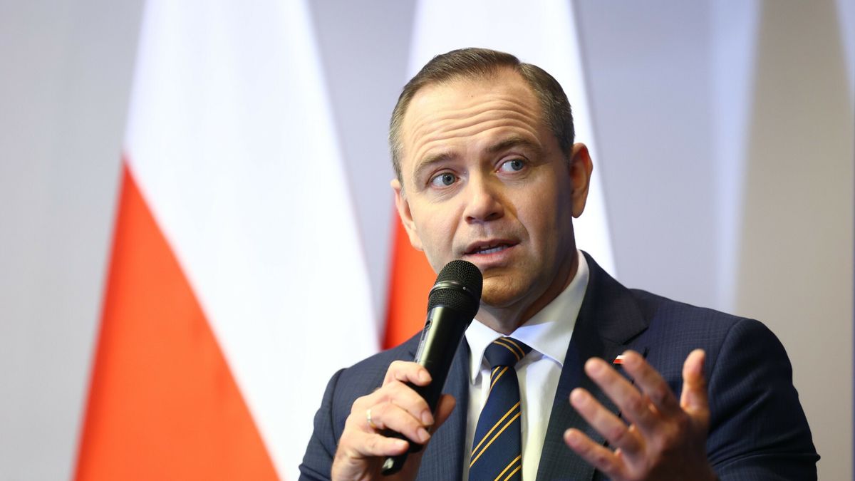 Prezes IPN Karol Nawrocki nie ujawnia nagród dla swoich doradców