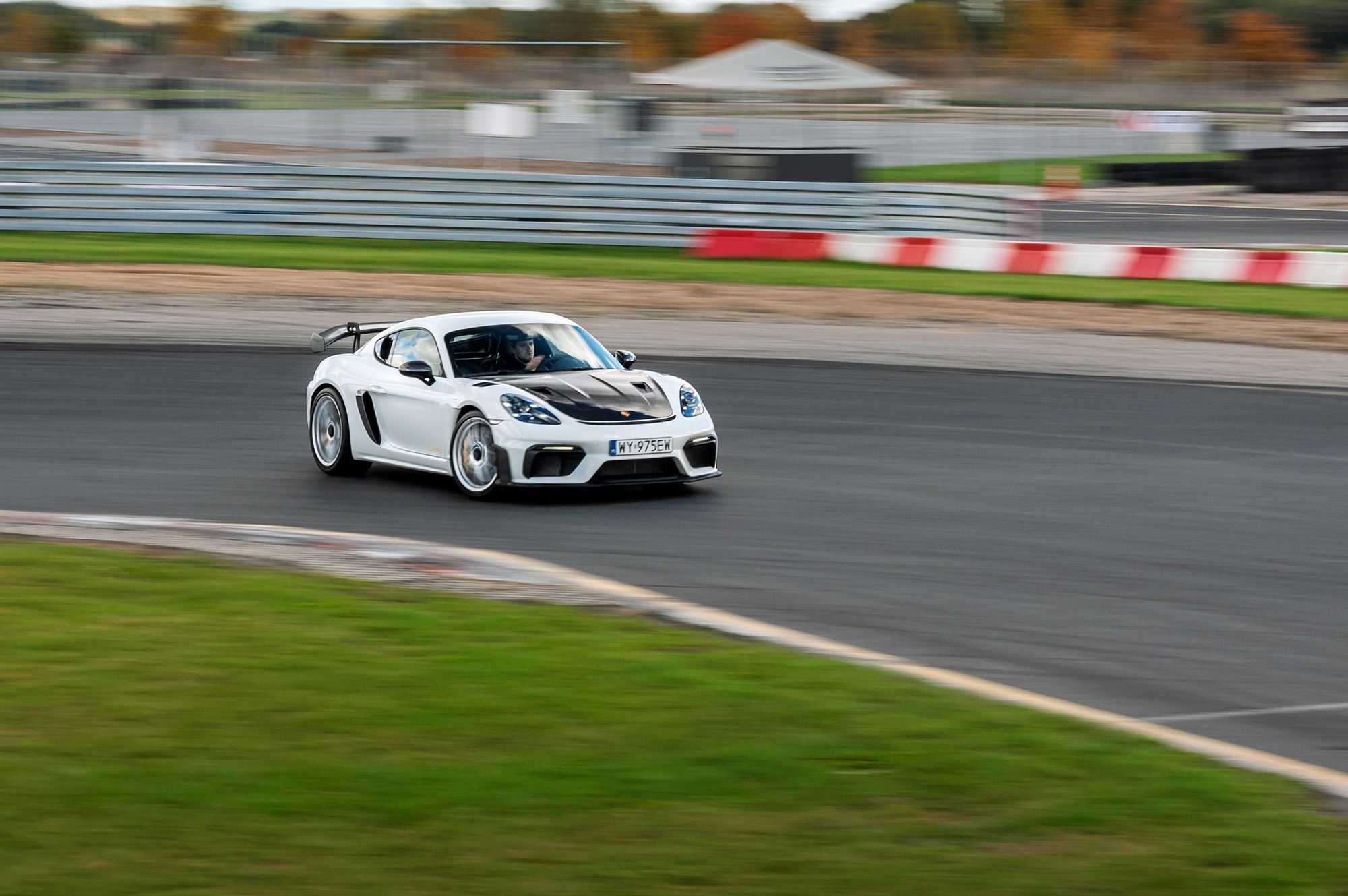 Porsche 718 Cayman GT4 RS (2025)