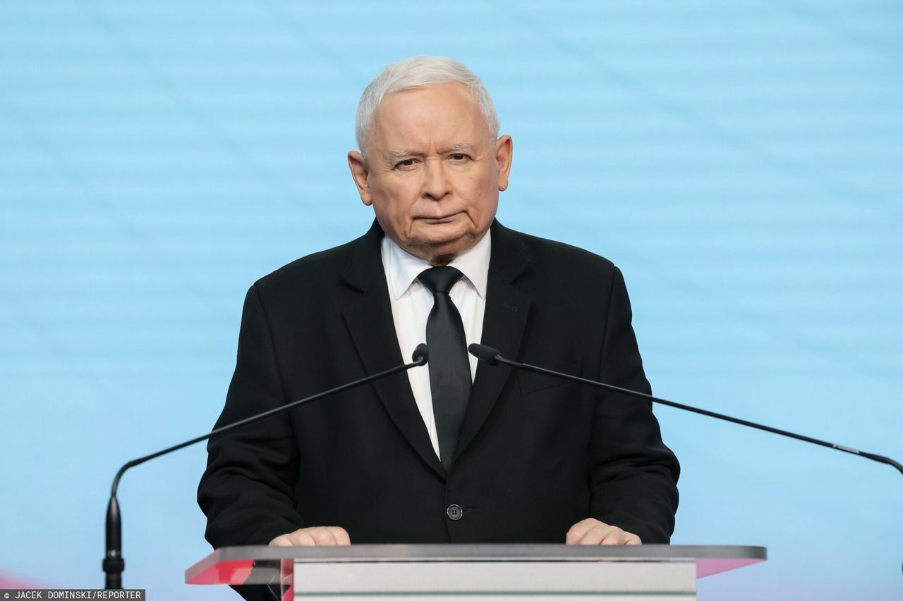 Czarne chmury nad Kaczyńskim. Otwarta krytyka z jego partii
