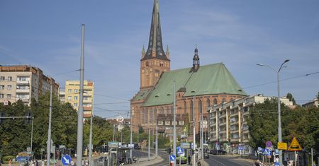 Pogoda w Szczecinie. Prognoza na poniedziałek 17 listopada. Chłodno i przelotny deszcz w południe
