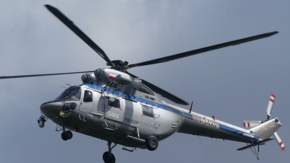 Podczas działań wykorzystano policyjny śmigłowiec. Zdj. ilustracyjne 