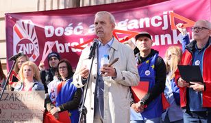 "Pensum idzie w górę, pensję idą w dół". Protest nauczycieli przeciwko polityce Przemysława Czarnka