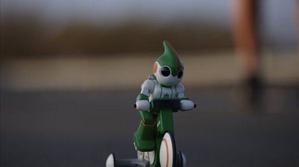 Panasonic Evolta ukończył hawajski triatlon [wideo] 1