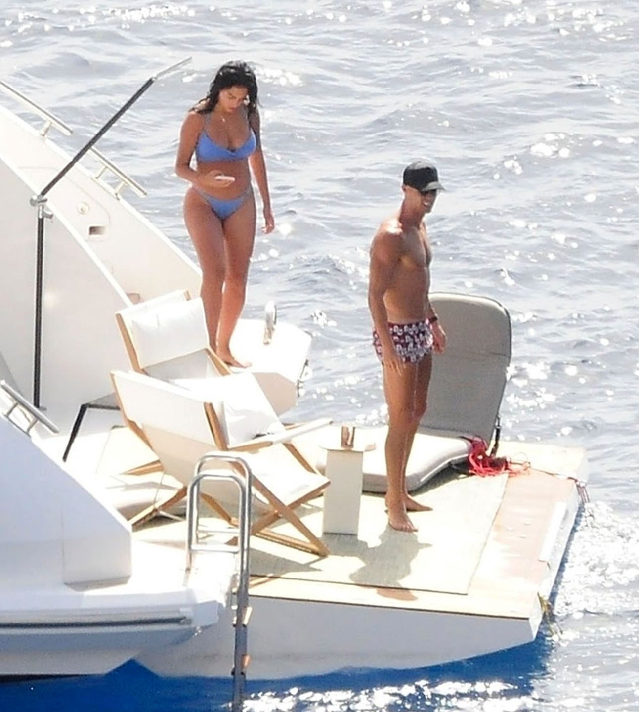 Cristiano Ronaldo wypoczywa z rodziną na luksusowym jachcie