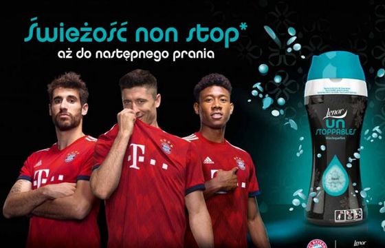 Robert Lewandowski i inne gwiazdy Bayernu Monachium reklamują Lenor Unstoppables (wideo)