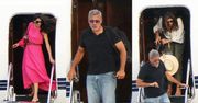 George i Amal Clooney wysiadają z PRYWATNEGO samolotu we Francji. Powiało luksusem? (ZDJĘCIA)