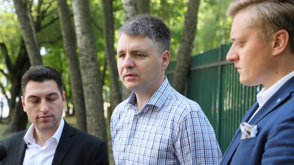 Holenderska rodzina z autystycznym synem uciekła do Polski. Ojciec zatrzymany