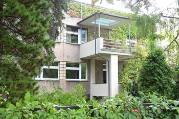Warszawa: Żoliborska willa-bunkier. Modernistyczna perełka, która przetrwała wojnę