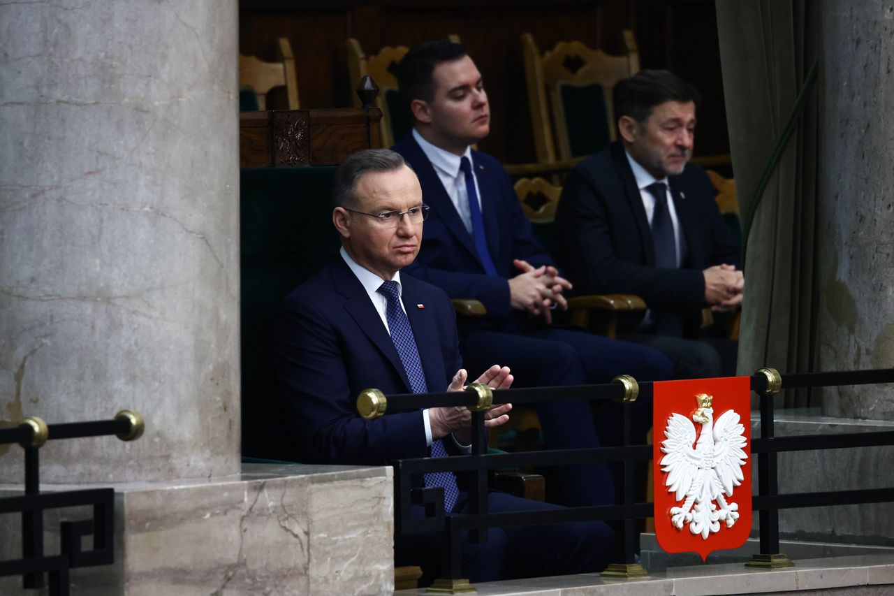 Andrzej Duda "narzędziem destrukcji"? "Jego grymasik nic nie zmieni"